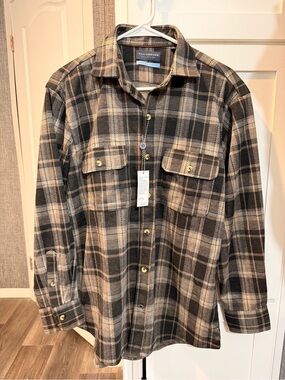 Tailorbyrd Men's Black & Tan Plaid Button-Down Shirt